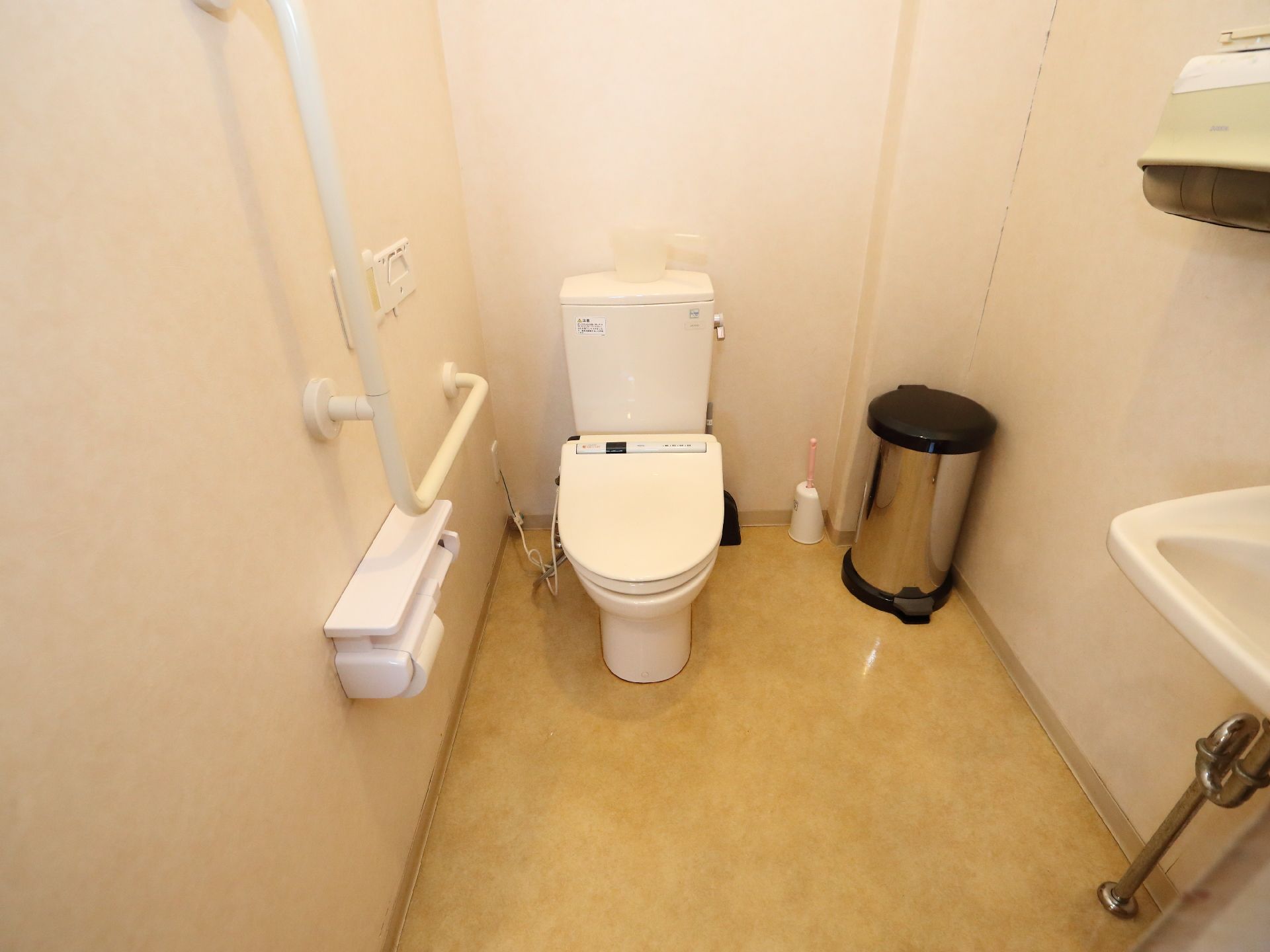 洗面台がついているトイレ