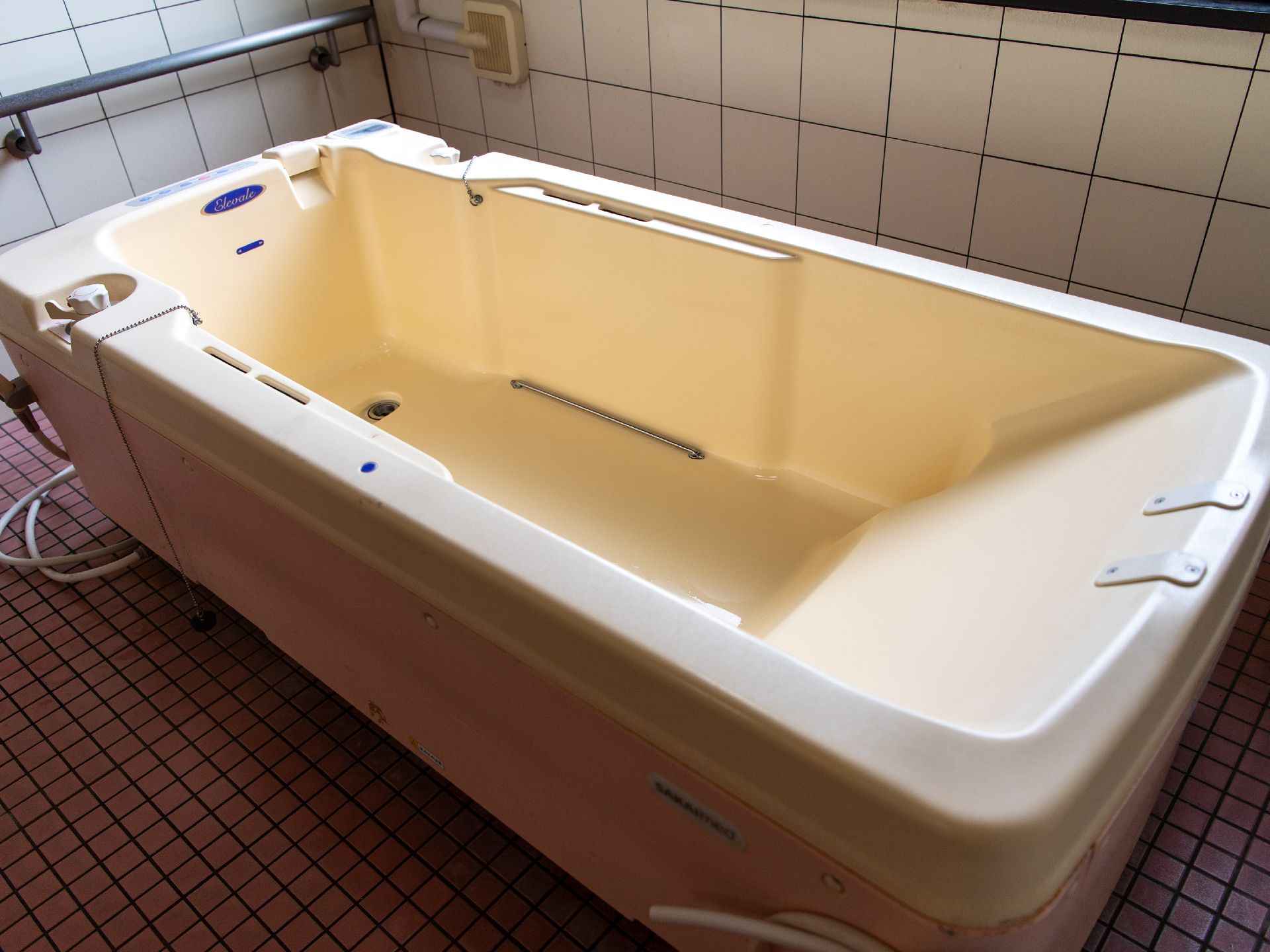 入浴装置も完備された浴室