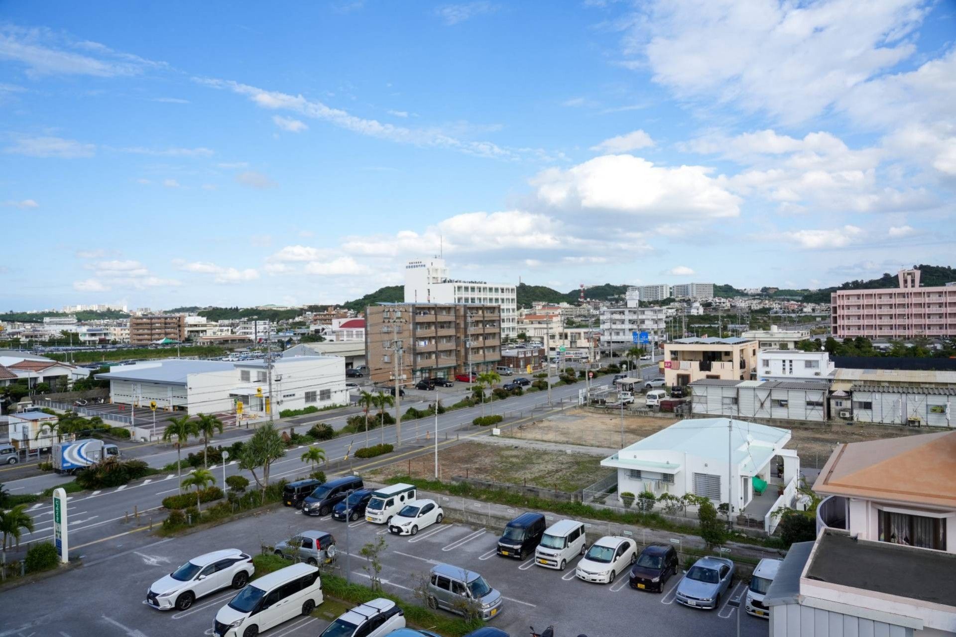 広々とした街並みの景色