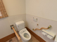 介護施設の清潔なトイレ空間