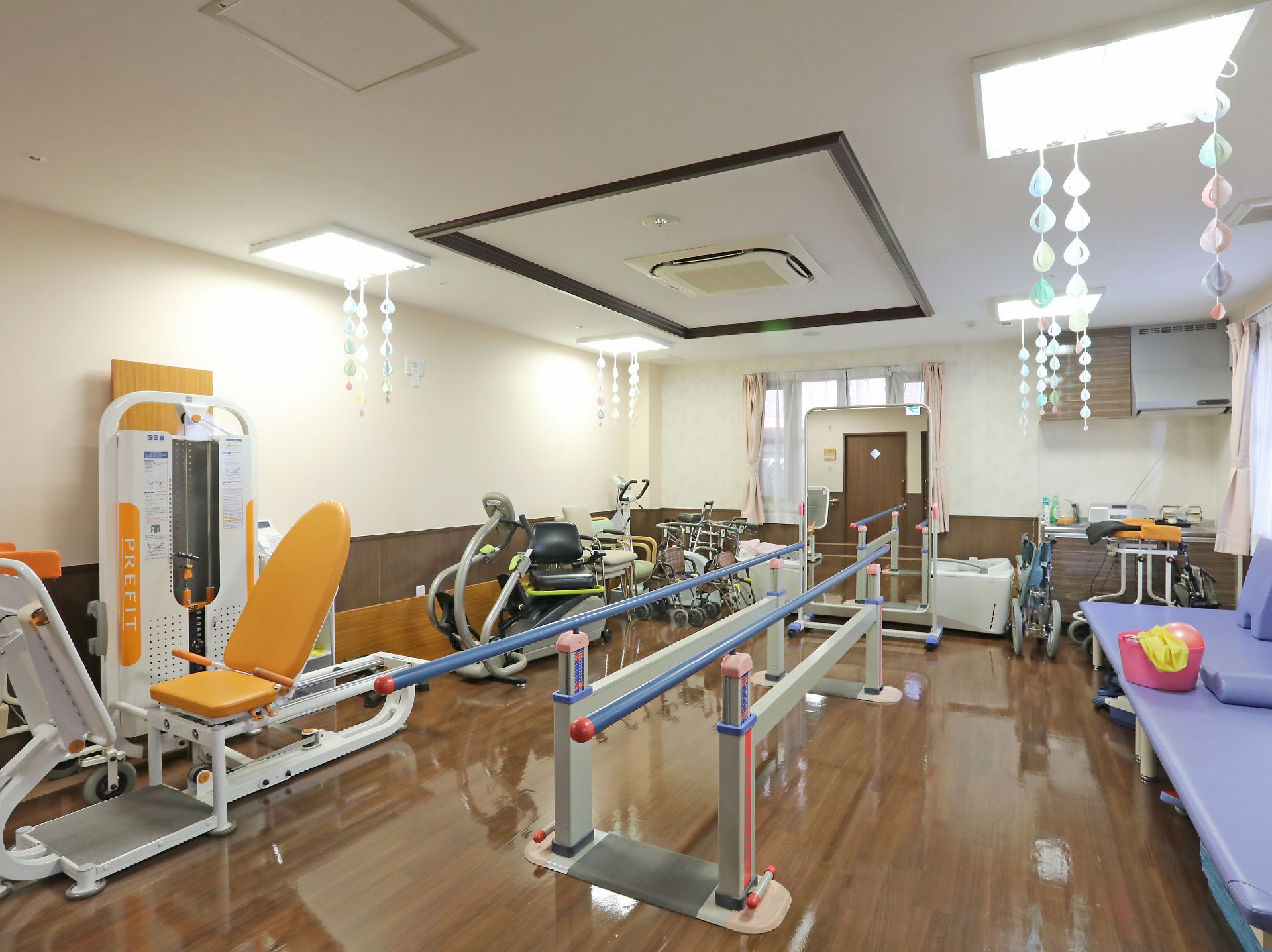 機能訓練室のある館内