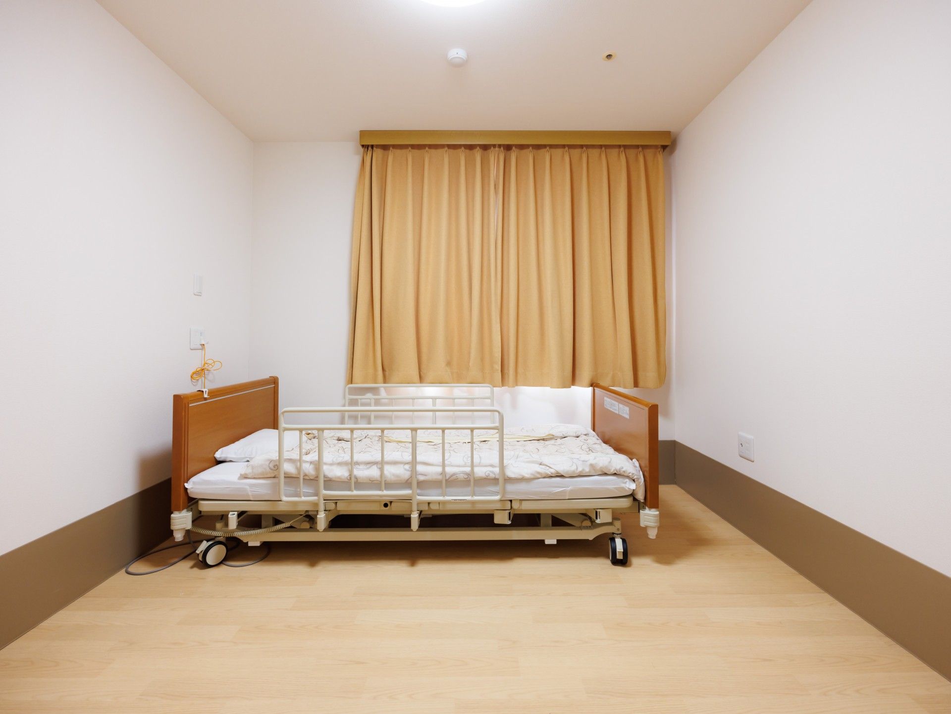 落ち着いた雰囲気の居室