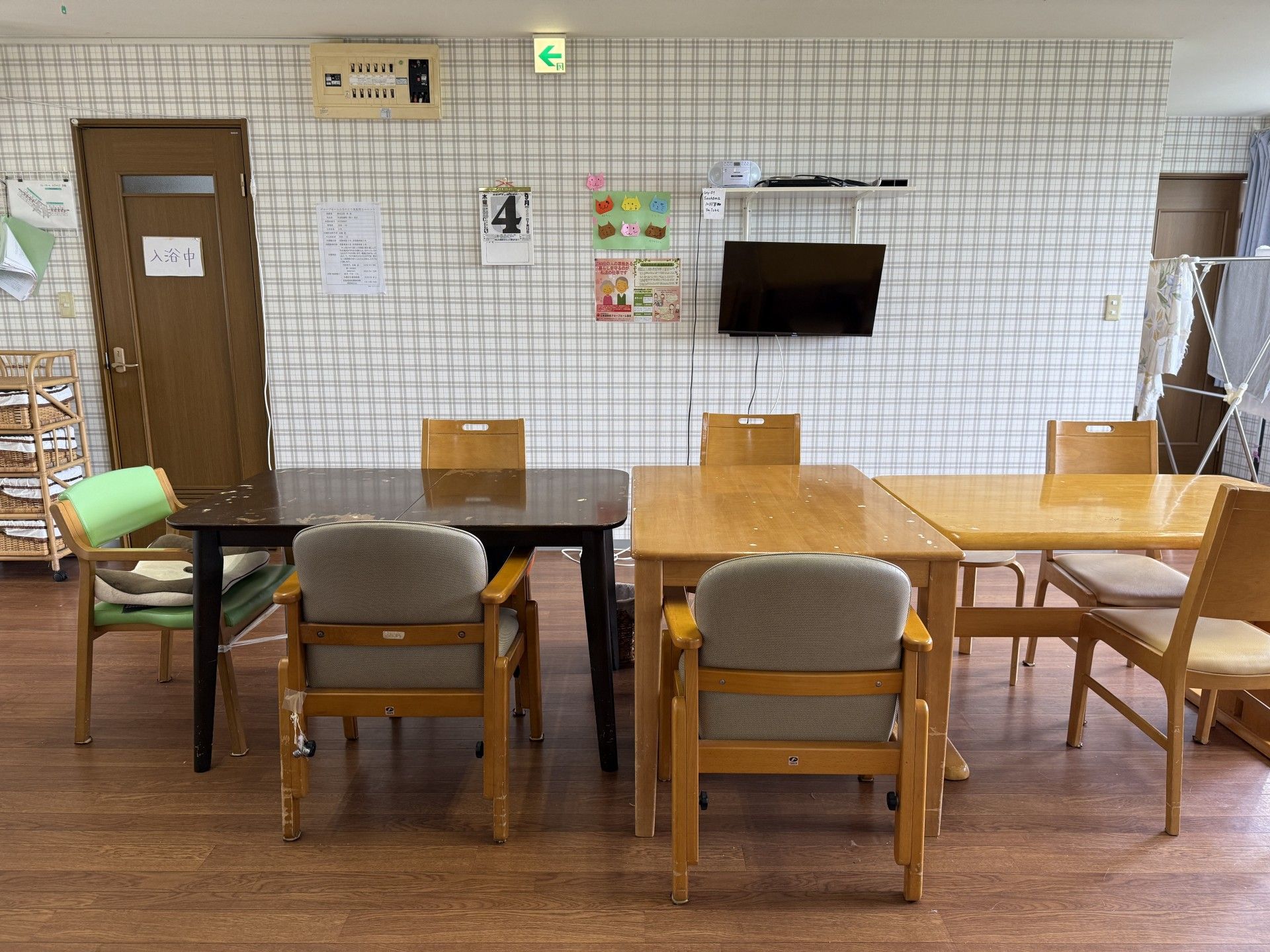 くつろぎのテーブルエリア