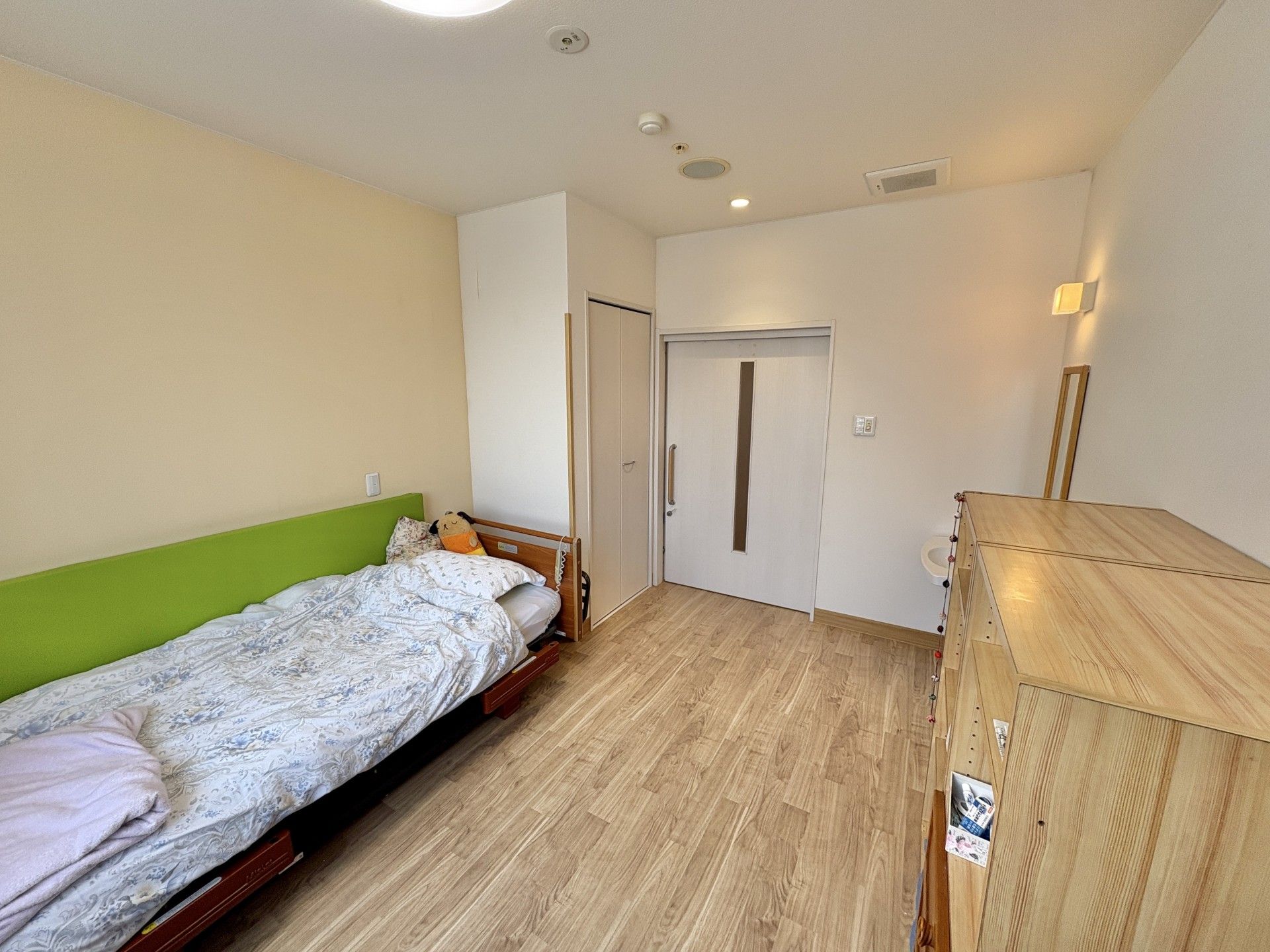 落ち着いた個室の様子