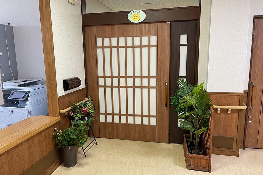 和風の落ち着いた出入口