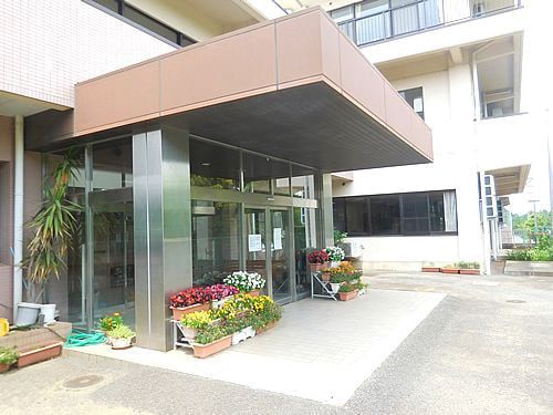明るいエントランス風景