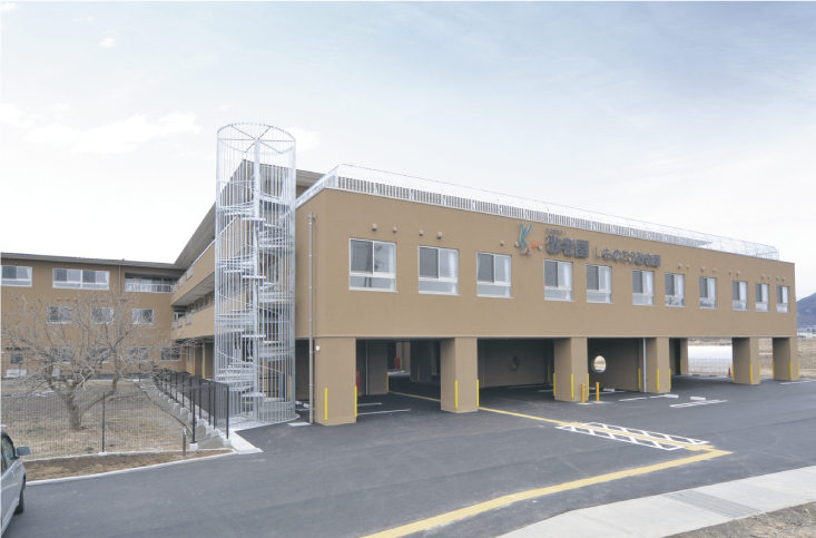 広々とした建物の外観