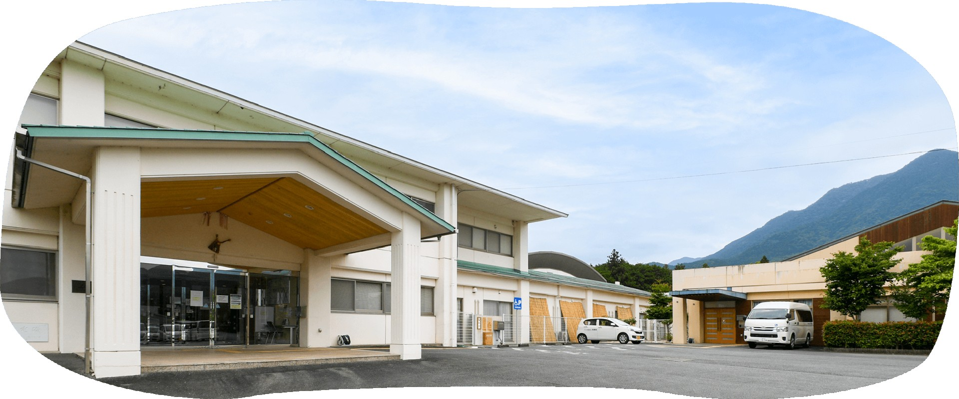 広々とした入り口エリア
