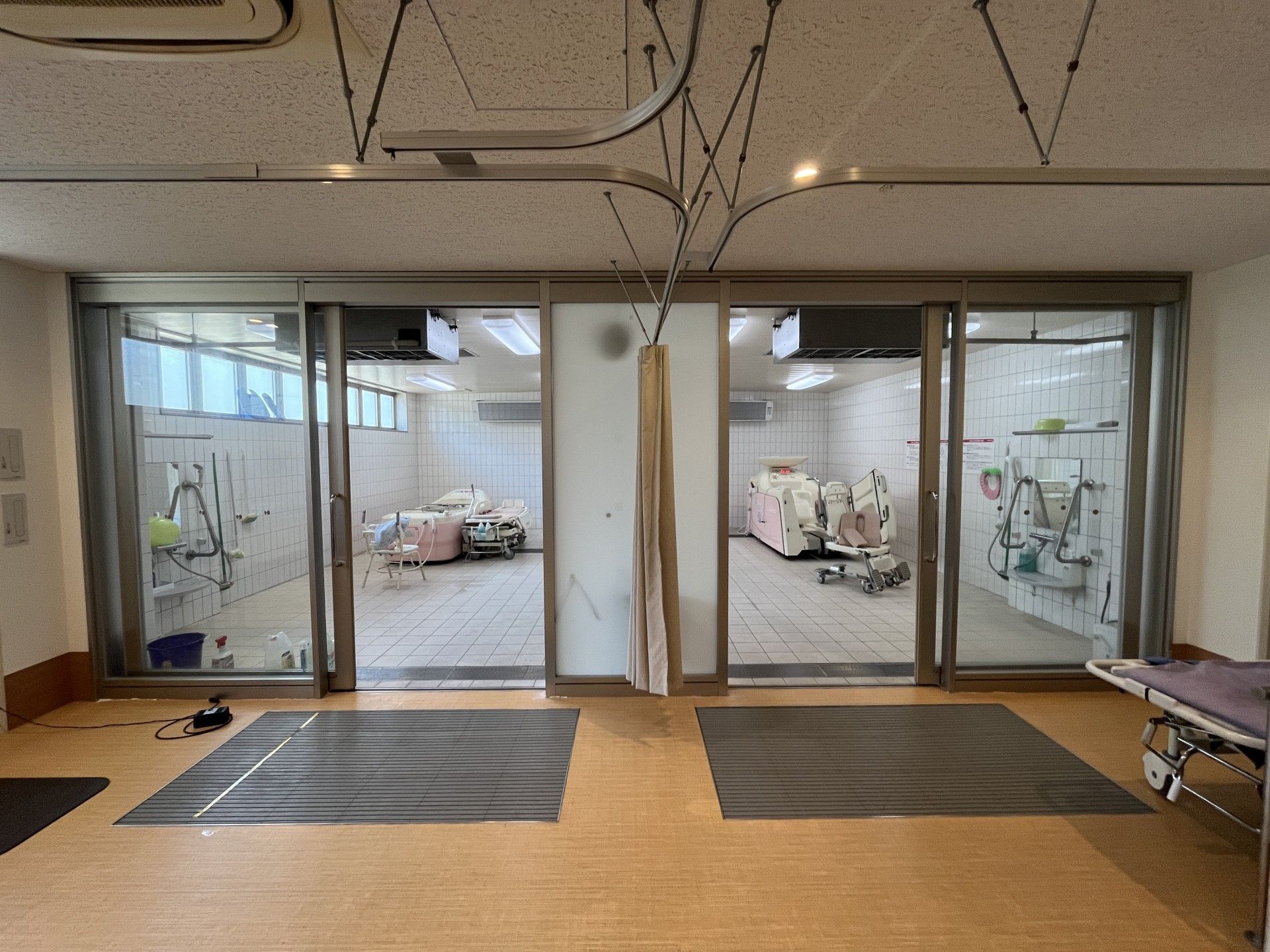 清潔な浴室設備