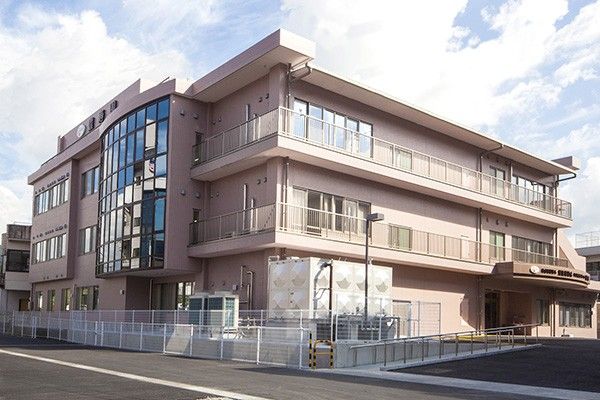ゆとりある施設の外観