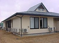 ゆったりとした建物外観