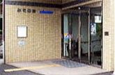 入り口の自動ドア施設