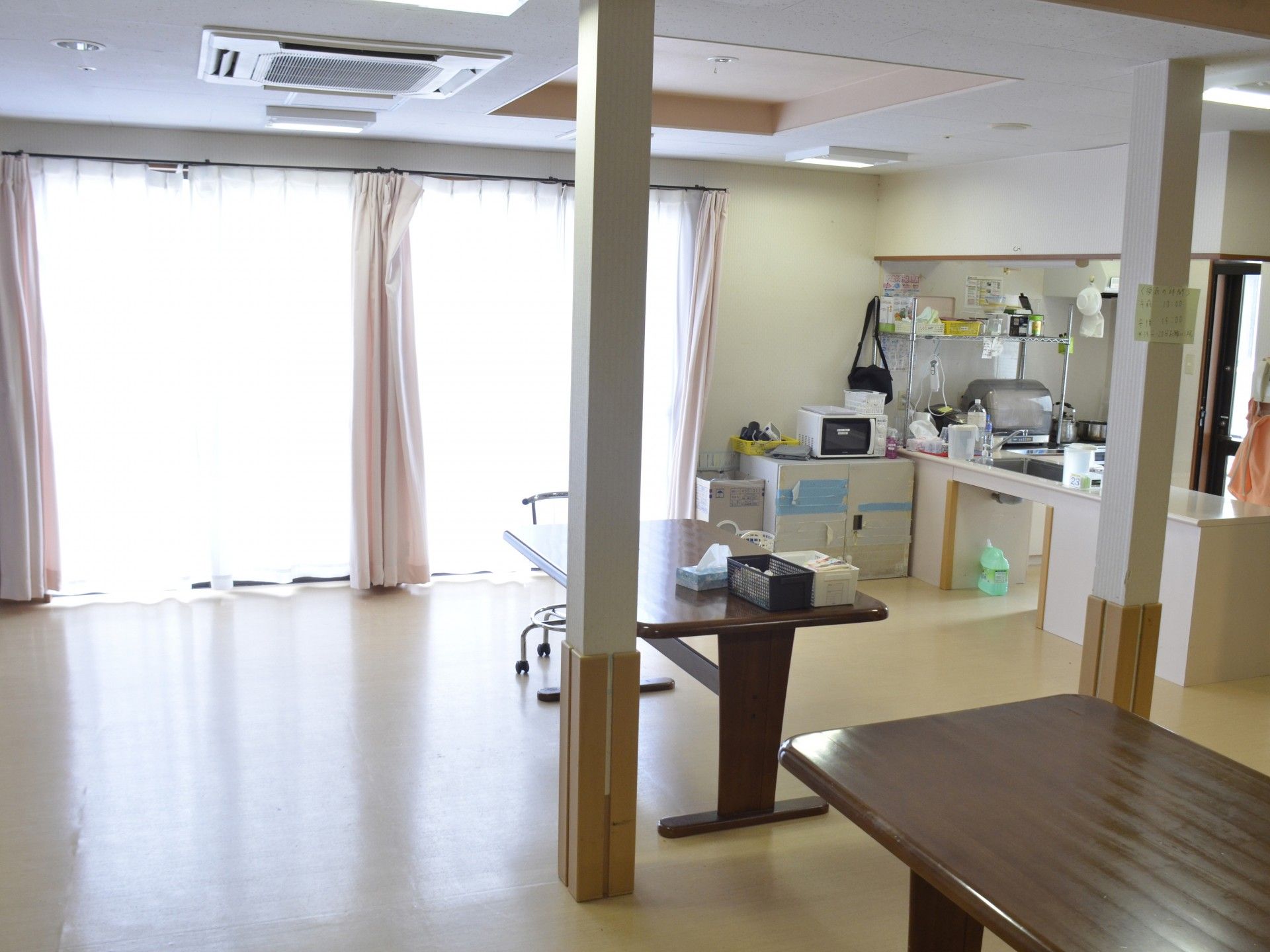 明るい共有スペース