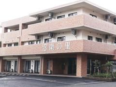 ゆったりとした玄関前