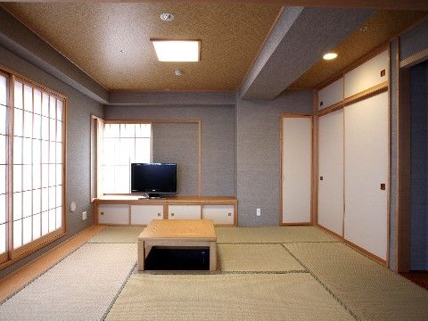 「応援家族 石和温泉リゾート」の和室。洋室だけでなく、和室の部屋も用意している。