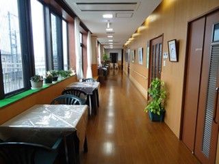 明るい廊下