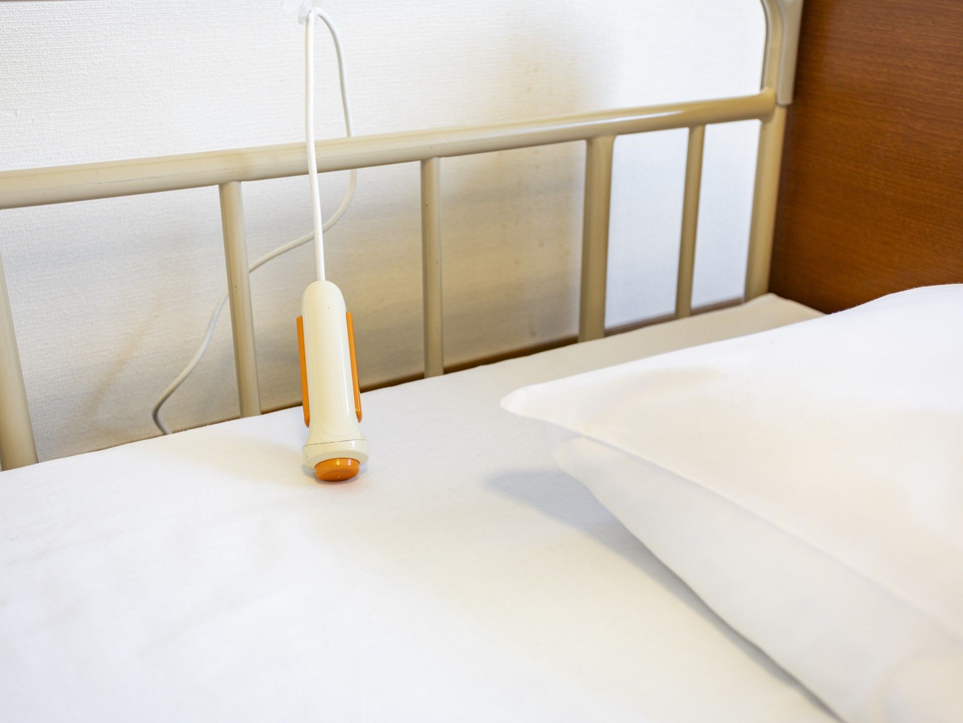 ベッドの手元スイッチ