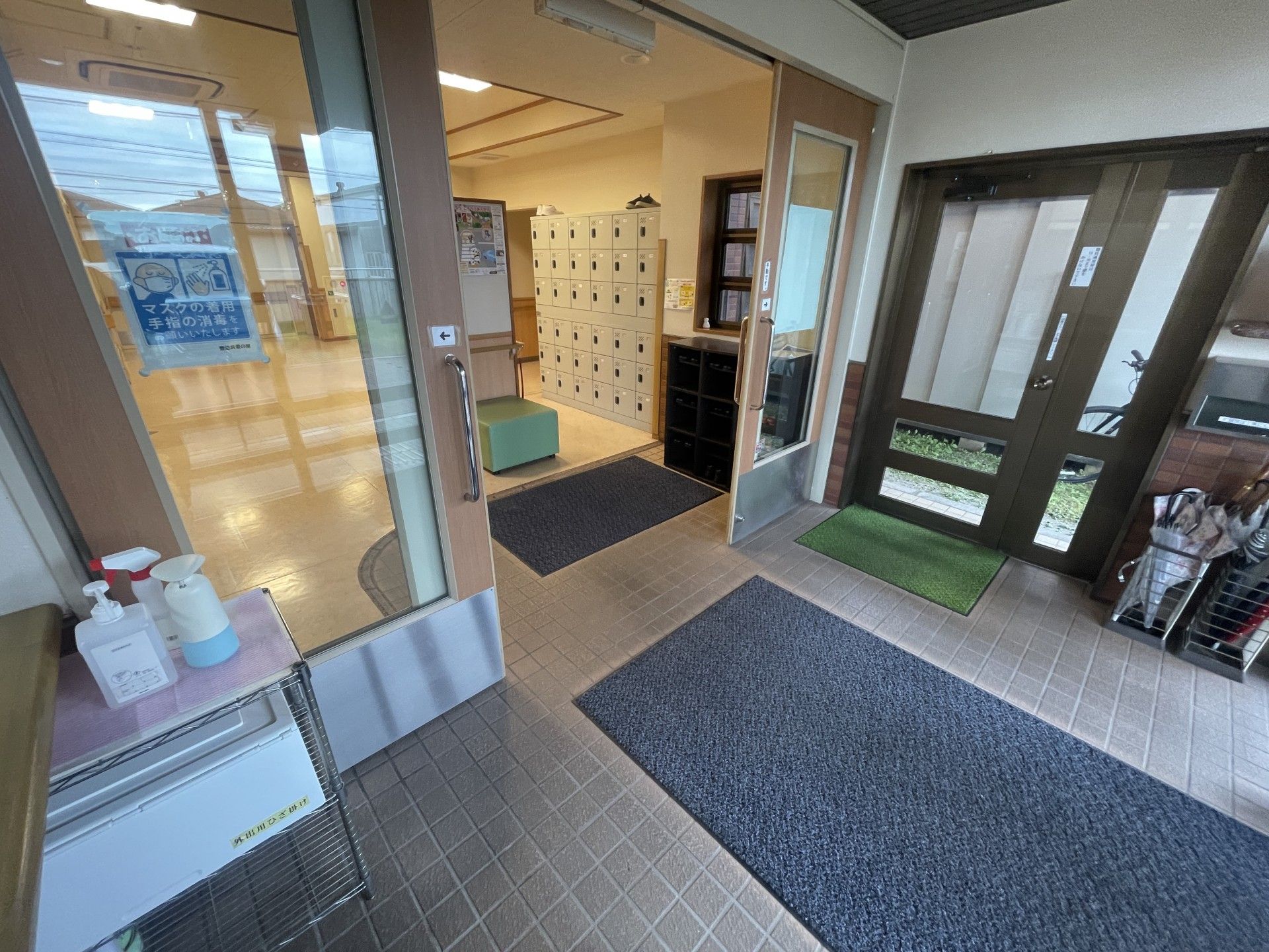 清潔な玄関エリア