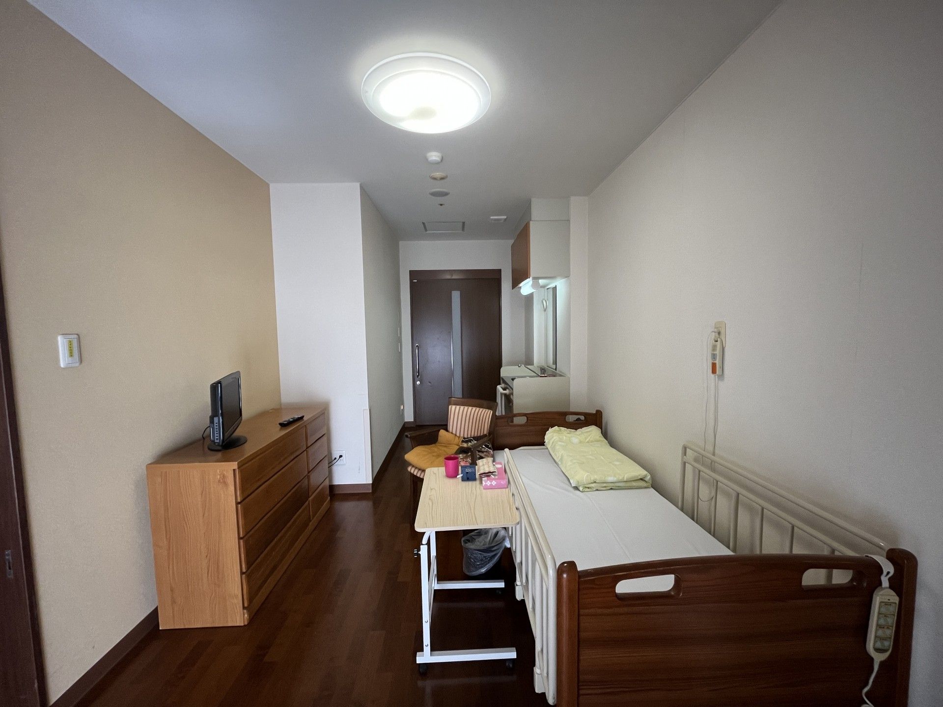 落ち着いた個室の様子