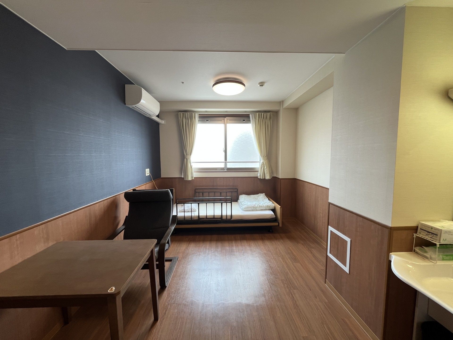 落ち着いた個室の様子