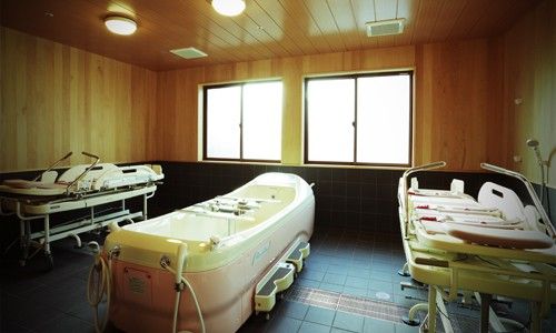 ケア用ベッドのある部屋