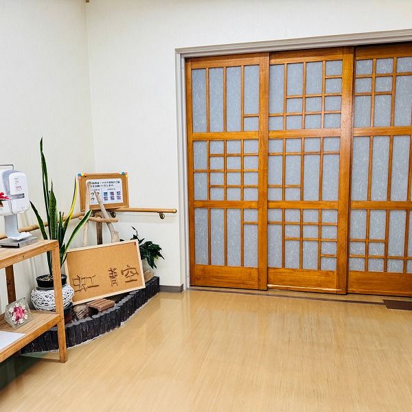 和風の引き戸の入口