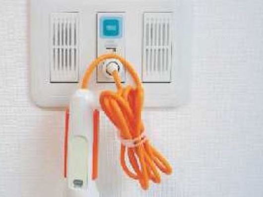 呼び出しボタン