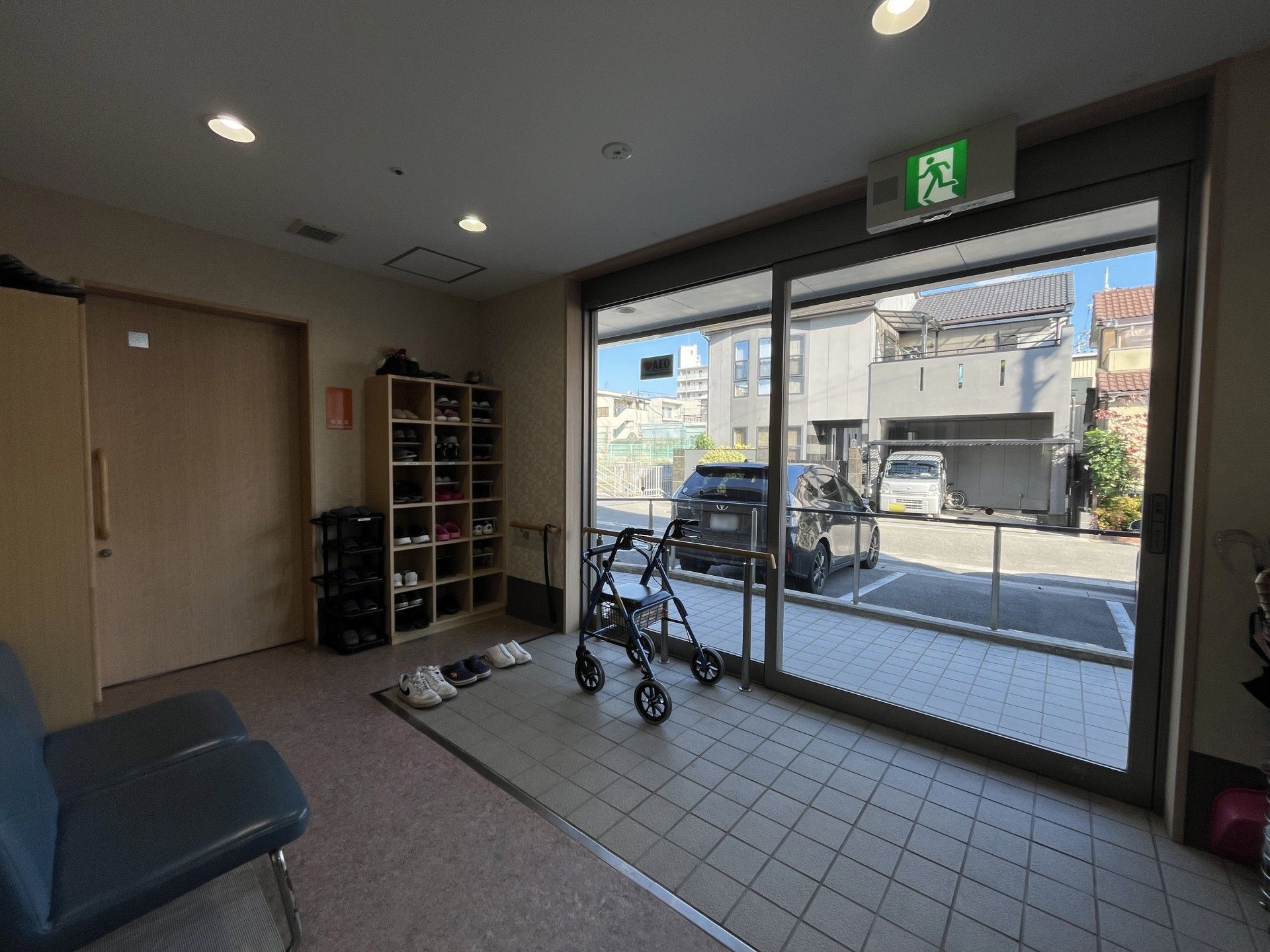明るい玄関ホール