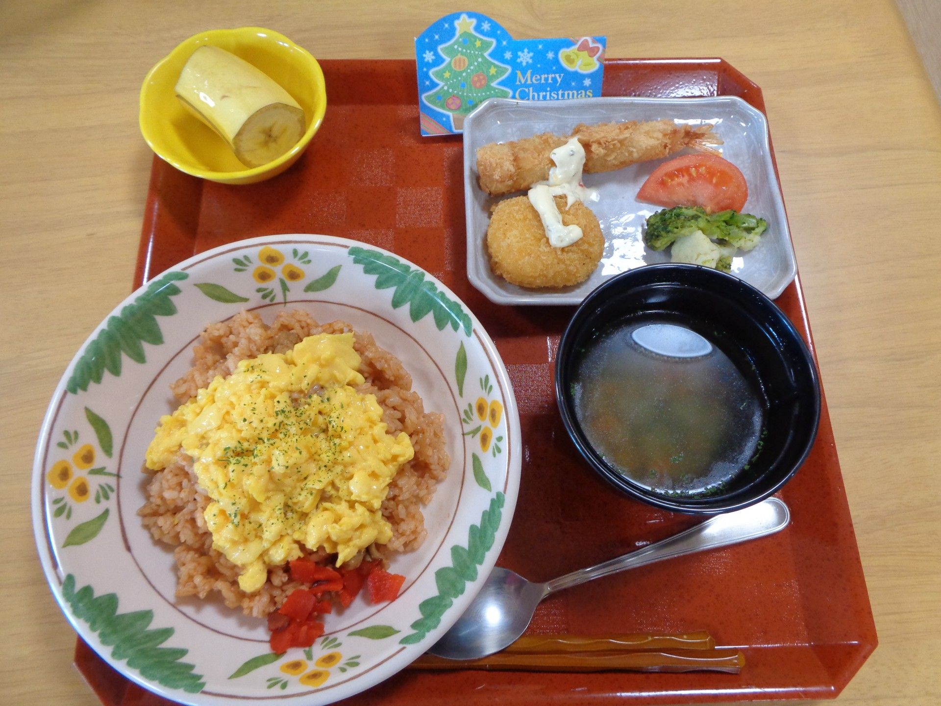 彩り豊かな食事セット