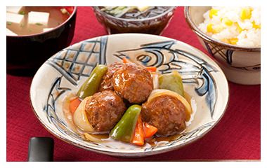 酢豚と混ぜごはんと味噌汁のセット