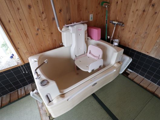 介護浴槽
