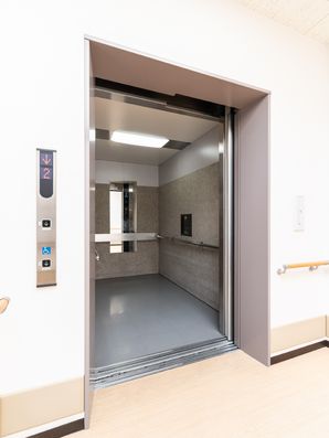 エレベーター