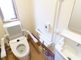 介護施設のトイレの設備が確認できます。