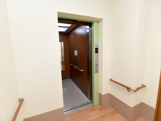 エレベーター
