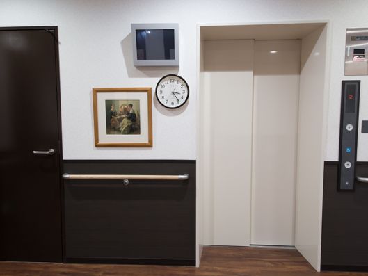 エレベーター付近