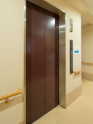 エレベーター