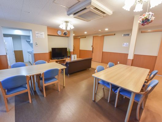 リビングダイニング