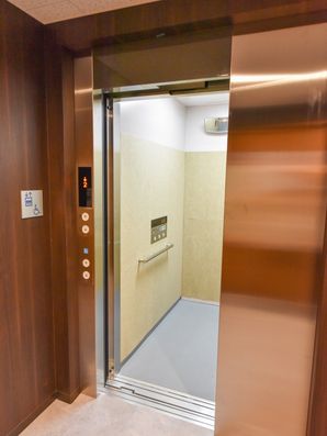 エレベーター