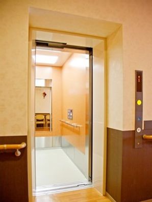 エレベーター