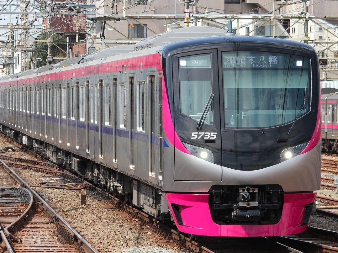 観光地まで電車で乗り換えずにお出かけができる好条件なので、来訪者様と共に観光や散策をお楽しみいただける。