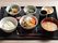 入居者様が毎食楽しみにしていただけるようバラエティ豊かなメニューを提供している。もちろん、栄養バランスも考慮されている。