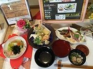 品目が多く、見た目でも味でも楽しんでいただけるメニューをご用意している。もちろん、栄養面もしっかり考慮されている。