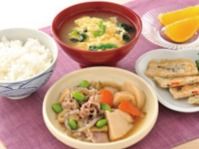健康的な生活を送っていただけるように、栄養満点でおいしい食事を提供している。ご飯やおかずなどしっかりとした量がある。