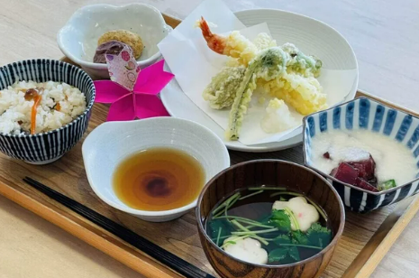 おいしそうな和食膳