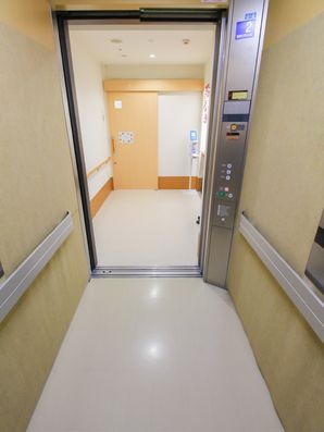 エレベーター