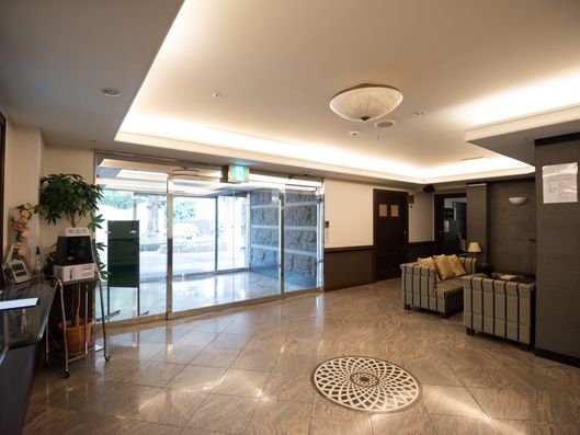 エントランスホール