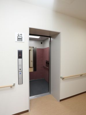 エレベーター