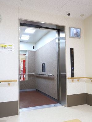 エレベーター