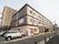 施設の周囲は住宅街になっていて、正面に高い建物がないので日当たりは良好。静かで落ち着いた住環境で、生活を送ることができる。