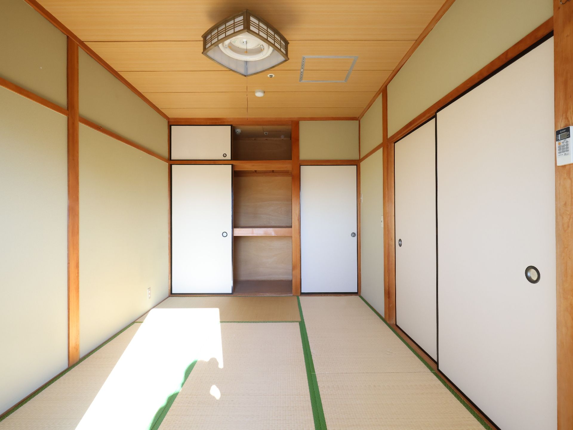 家具を自由におくことのできる、畳の広い居室